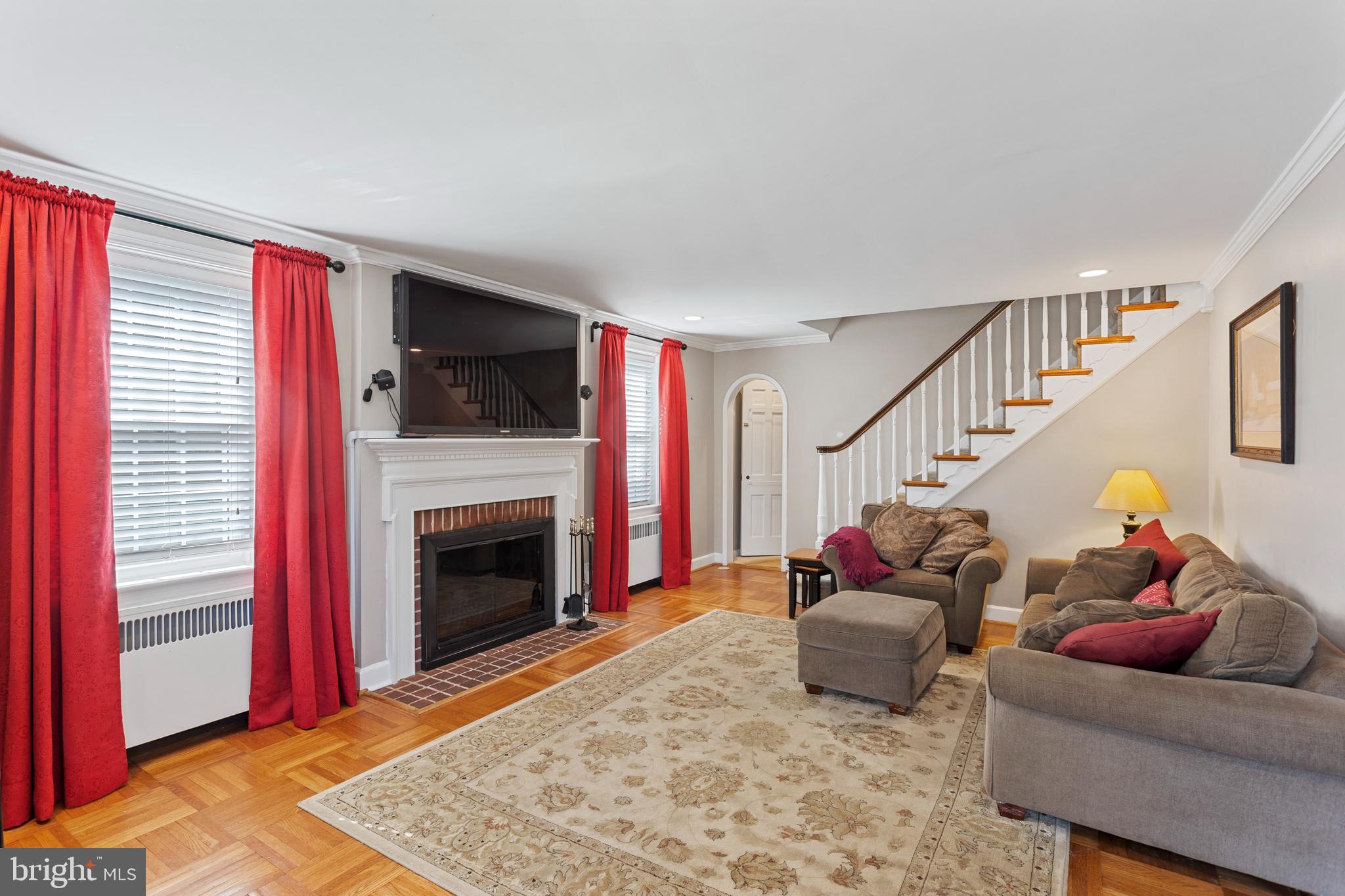 1812 Manor Road Havertown, PA 19083 - Photo 5 of 27