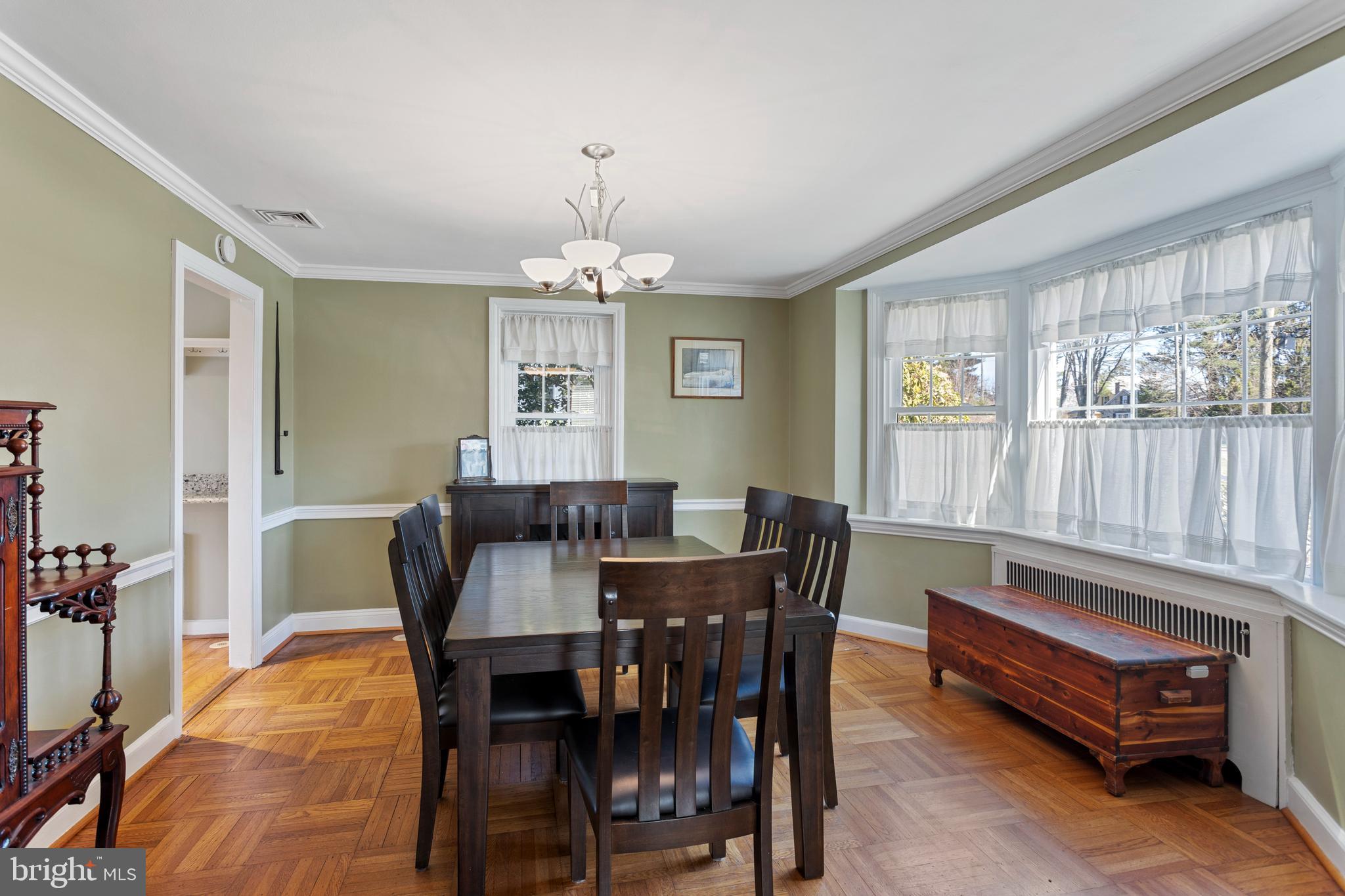 1812 Manor Road Havertown, PA 19083 - Photo 7 of 27