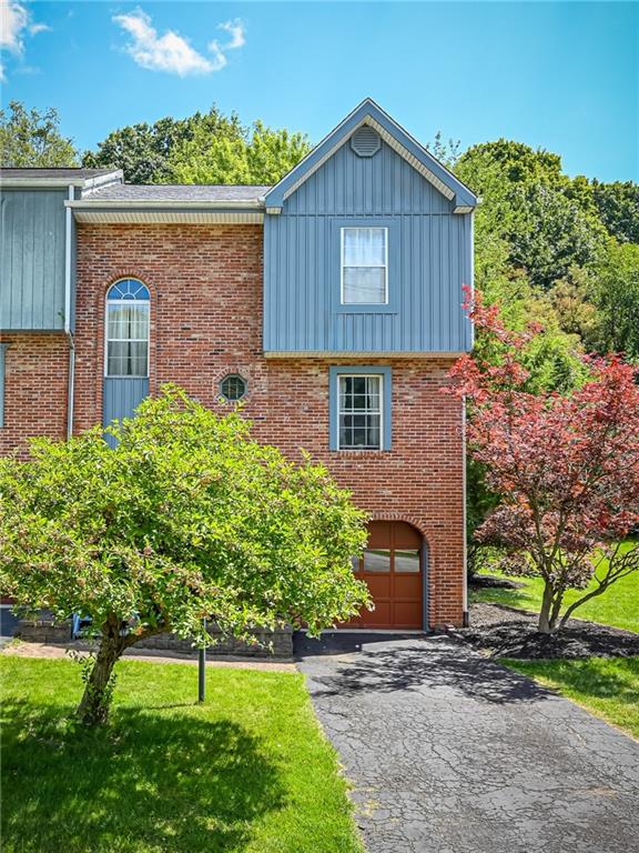 509 Shady Ridge Drive Monroeville, PA 15146 - Photo 2 of 28 Gallery Image 2