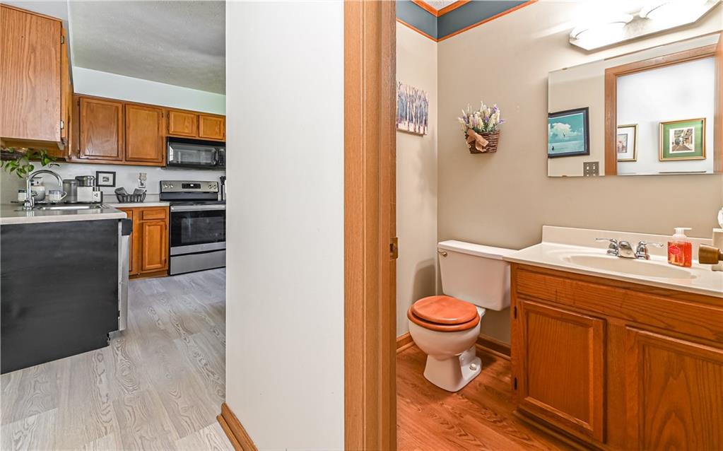 509 Shady Ridge Drive Monroeville, PA 15146 - Photo 9 of 28 Gallery Image 9