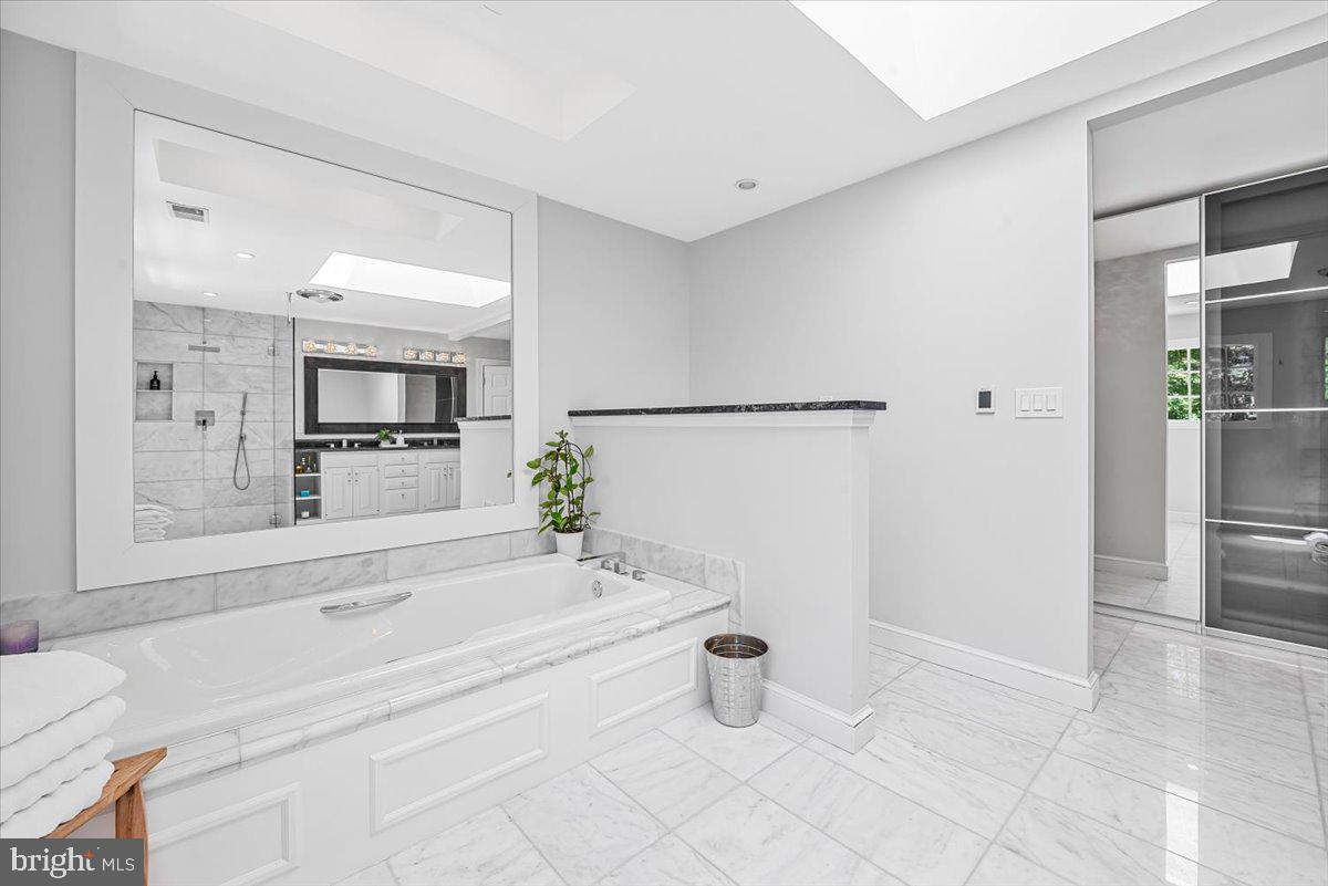 12324 Rivers Edge Drive Potomac, MD 20854 - Photo 33 of 74