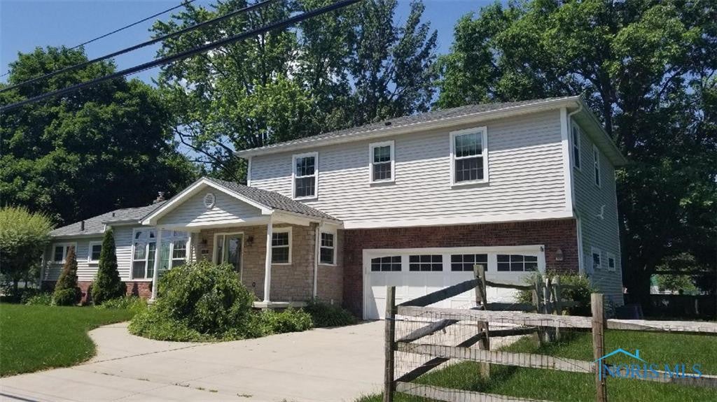 3625 Pickle Road Oregon, OH 43616 - Photo 1 of 2 Photo 1