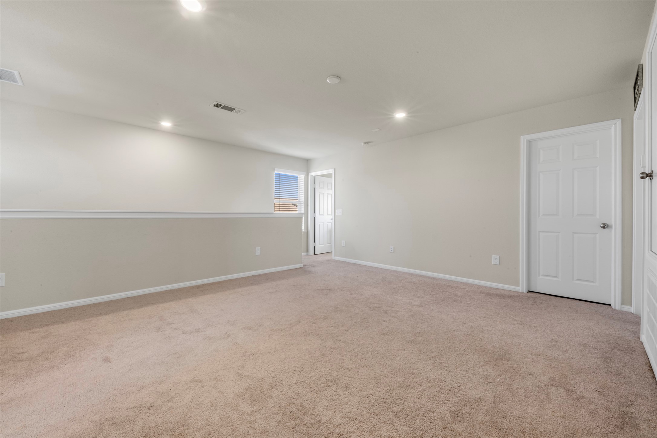 4611 Prairie Chase Drive Houston, TX 77069 - Photo 24 of 44 a view of an empty room