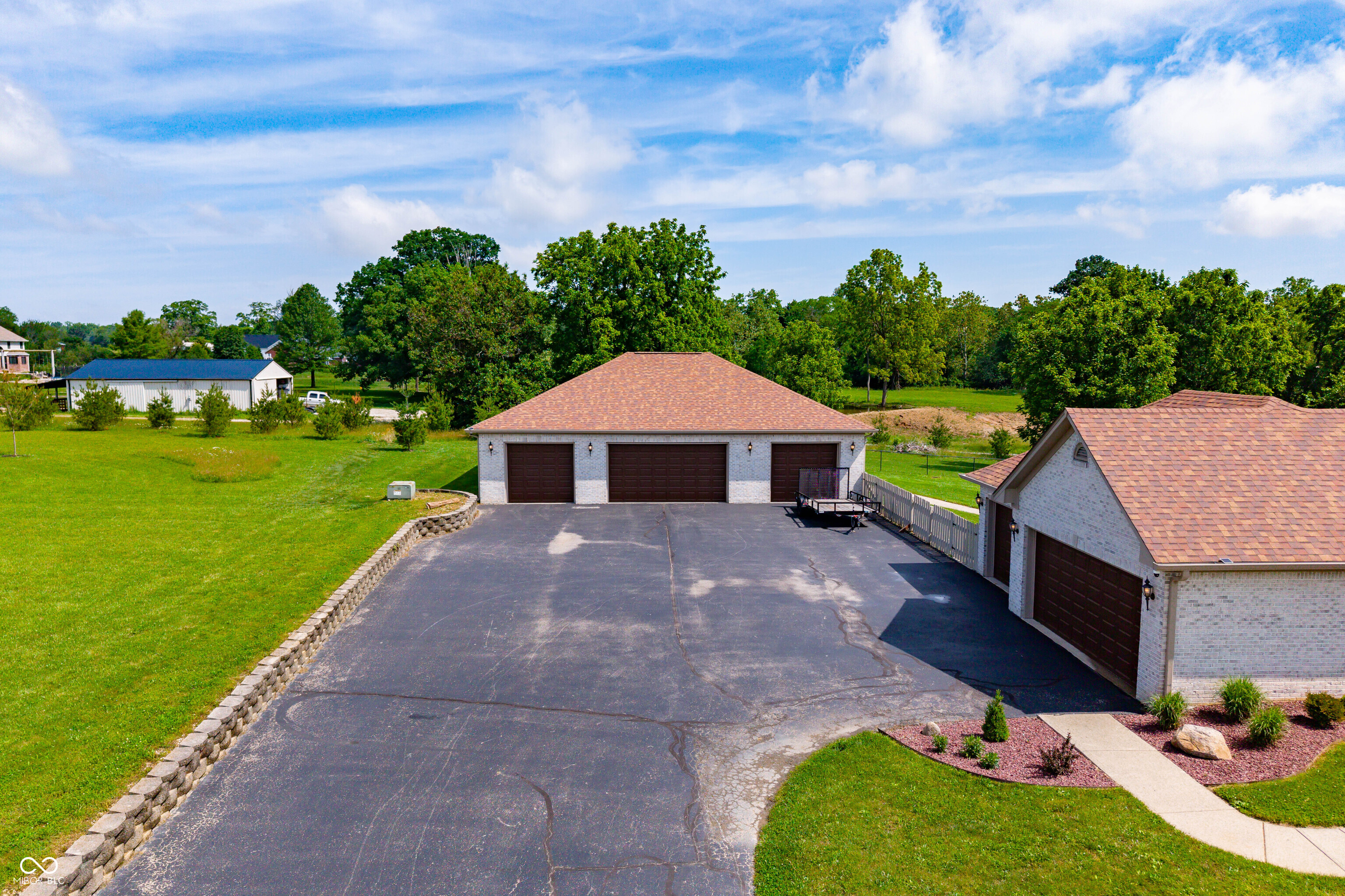 6861 South Nineveh Road Trafalgar, IN 46181 - Photo 14 of 104
