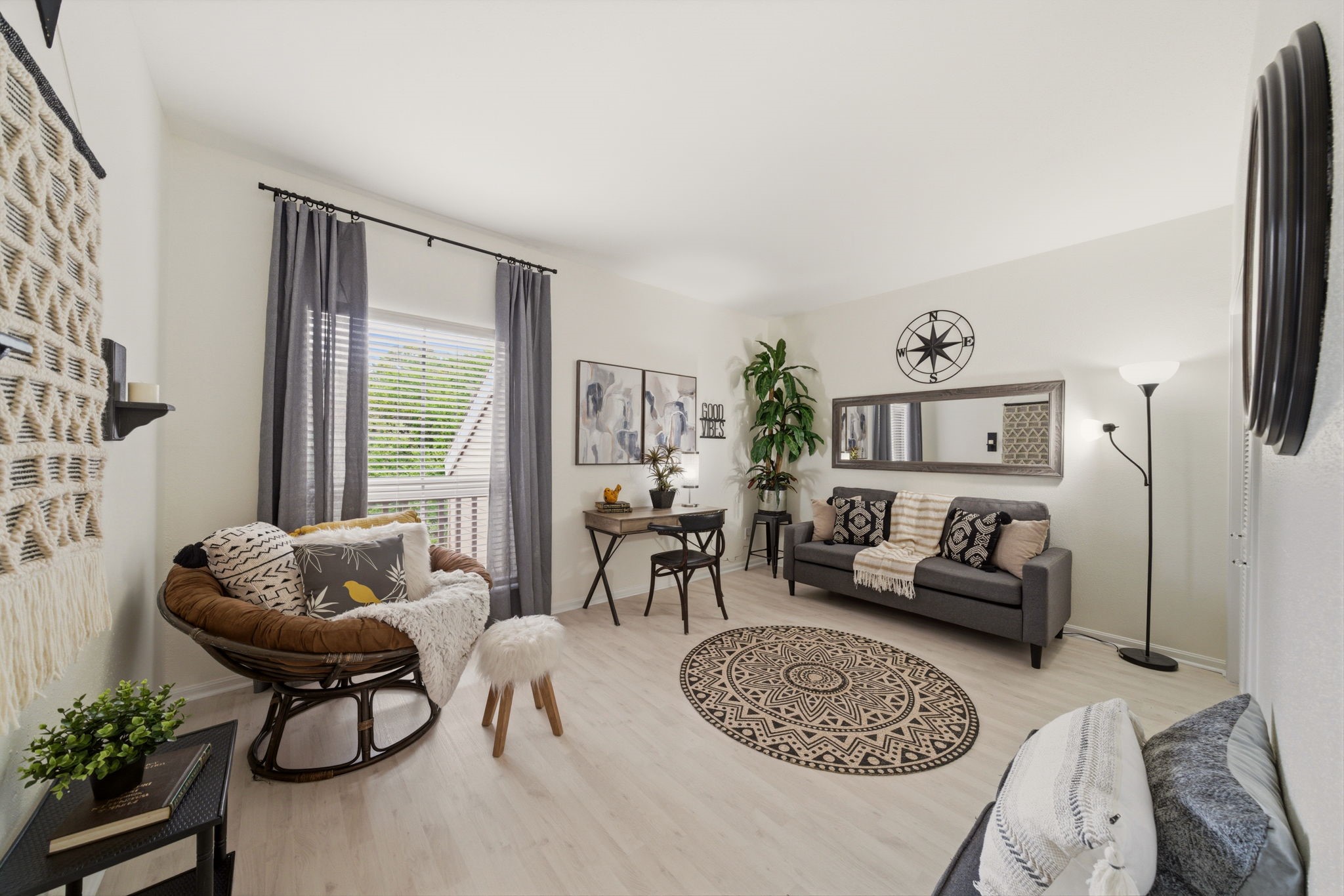 2100 Tanglewilde Street, Unit 750 Houston, TX 77063 - Photo 8 of 23 Bedroom #3 at front of home. Currently shown as an office/flex room but can be used for whatever you like. Bedroom/gym/office/playroom.