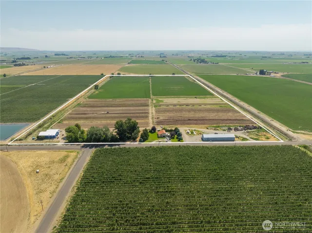 a view of a terrace with a lake view