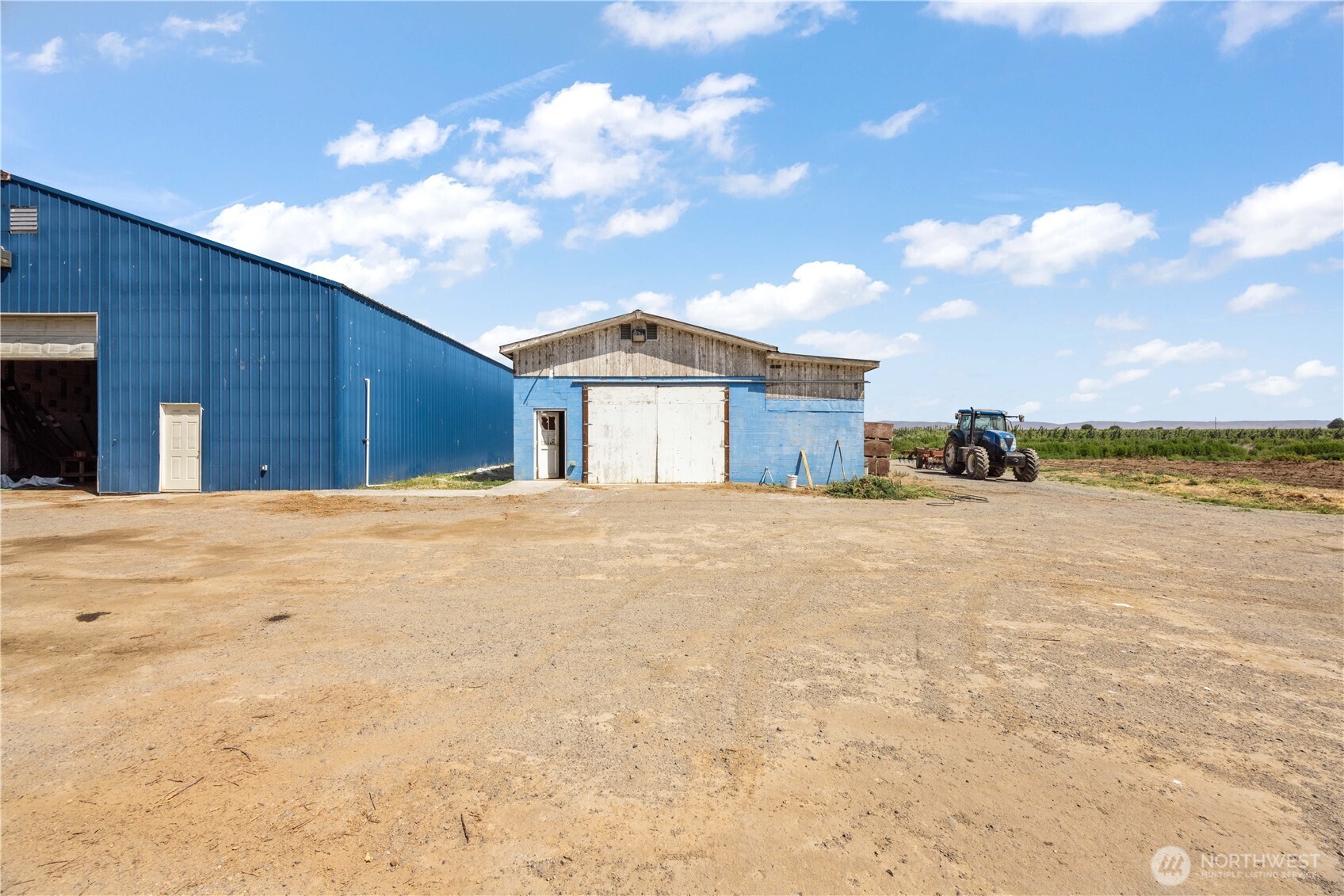 7865 Rd R Northwest Quincy, WA 98848 - Photo 23 of 31 a view of a house with a yard