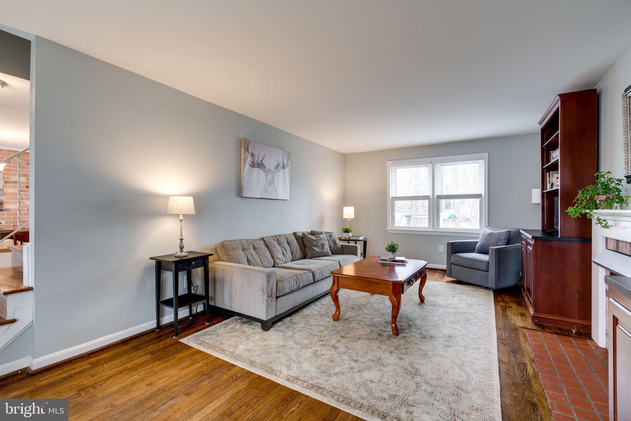 6810 Huntsman Boulevard Springfield, VA 22152 - Photo 11 of 73 light and bright