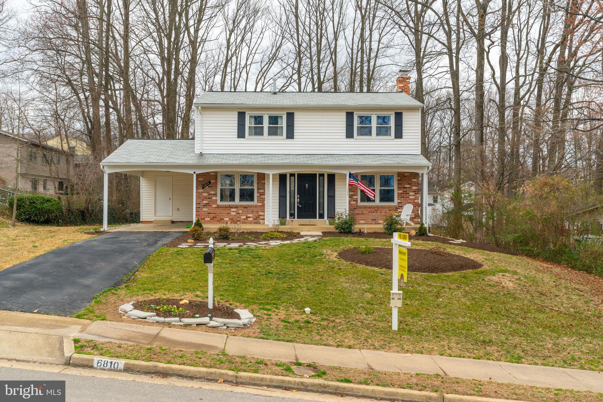 6810 Huntsman Boulevard Springfield, VA 22152 - Photo 3 of 73 large yard