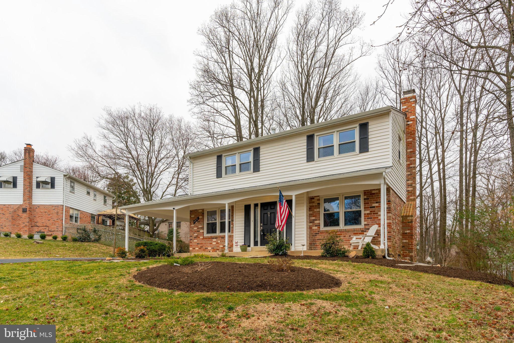 6810 Huntsman Boulevard Springfield, VA 22152 - Photo 4 of 73 brick and siding