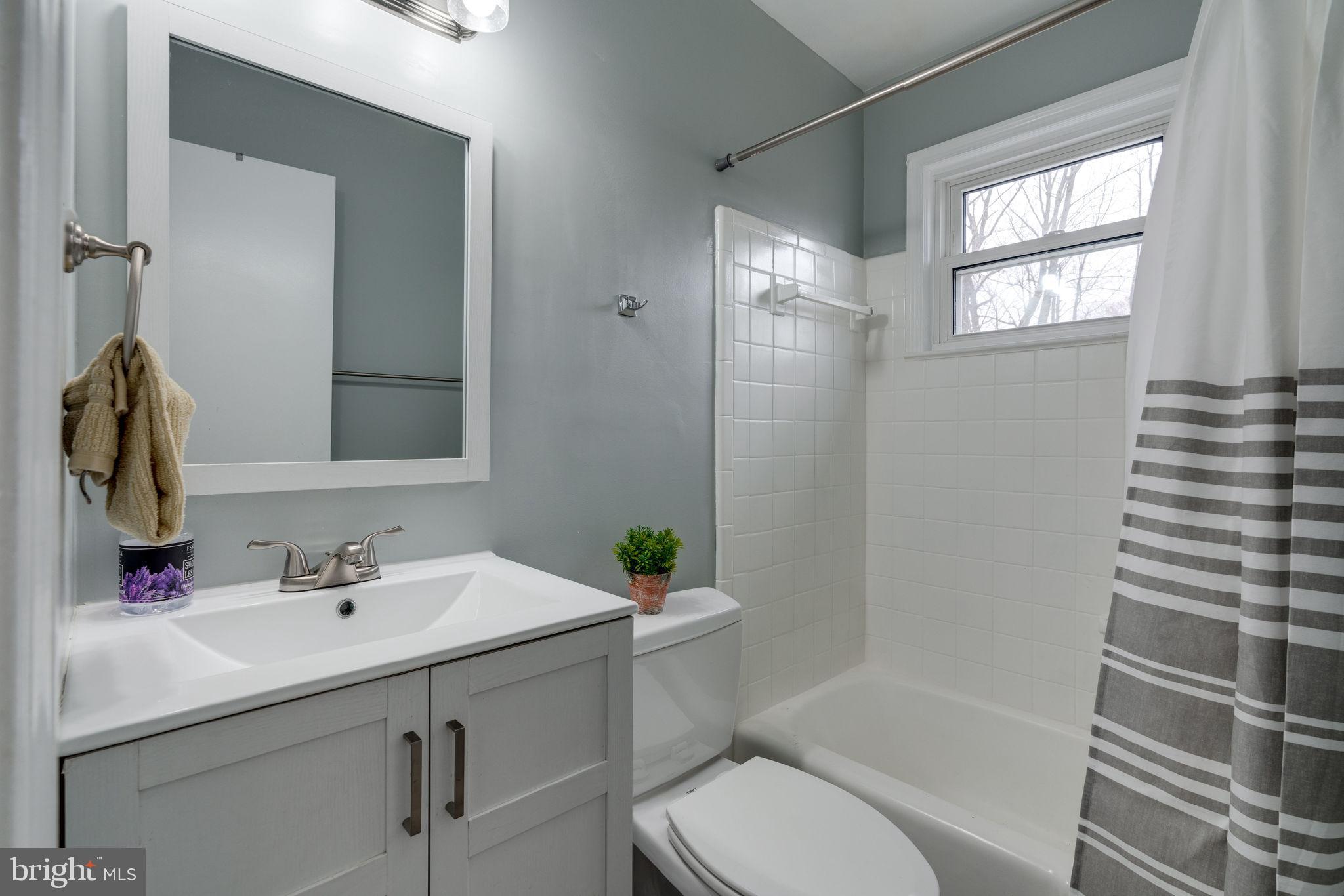 6810 Huntsman Boulevard Springfield, VA 22152 - Photo 38 of 73 with window