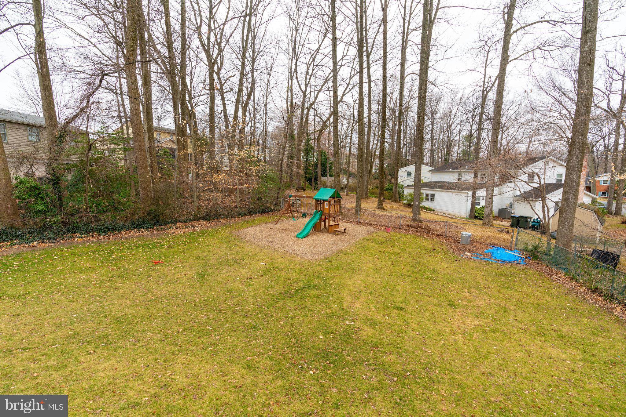 6810 Huntsman Boulevard Springfield, VA 22152 - Photo 63 of 73 play set