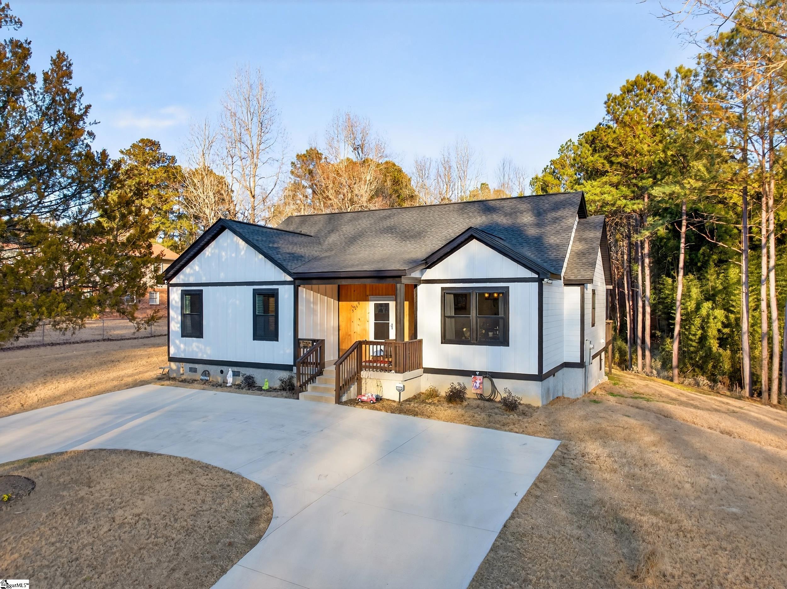3219 Whitmire Highway Union, SC 29379 - Photo 3 of 36