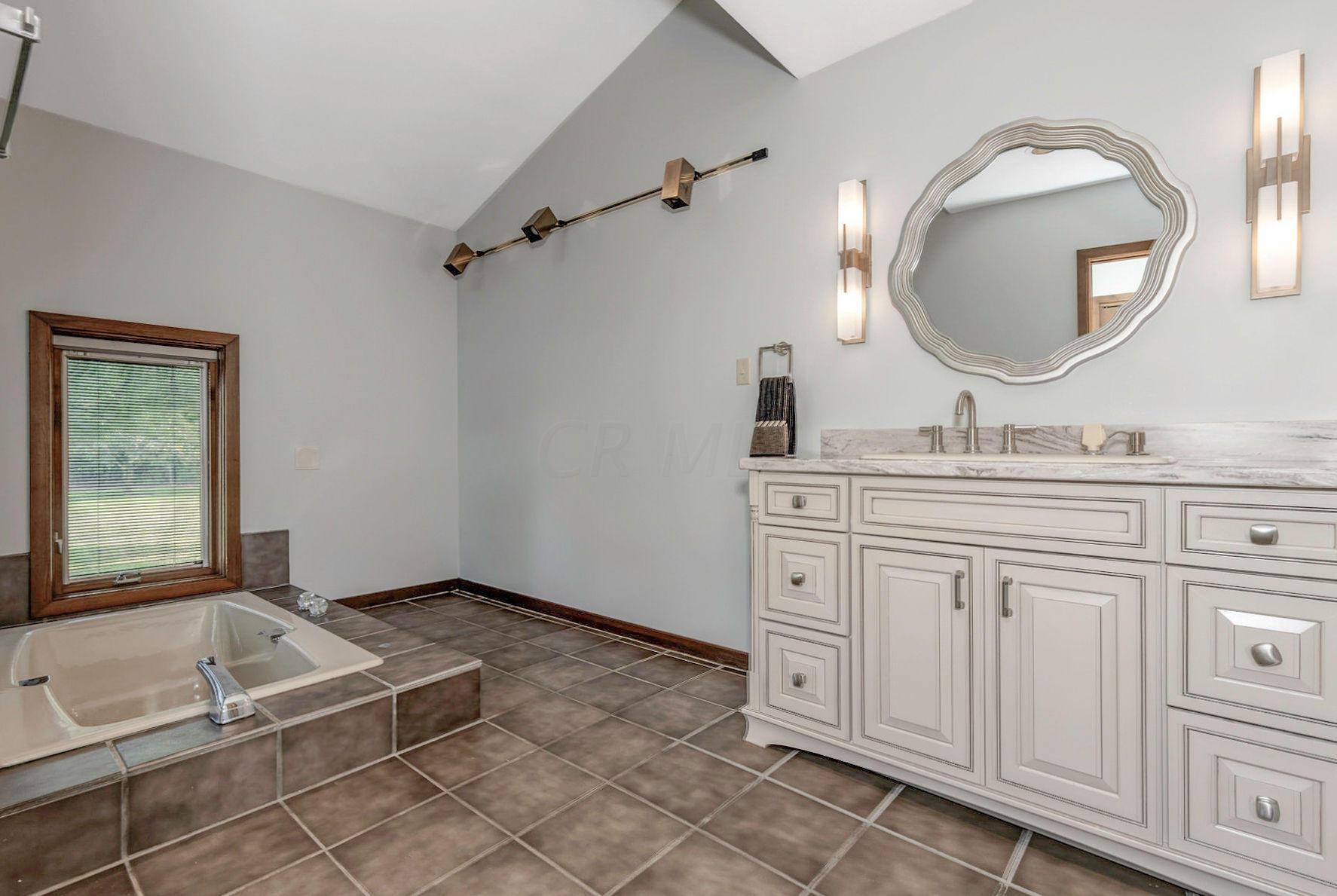 2610 Darling Road Blacklick, OH 43004 - Photo 56 of 91