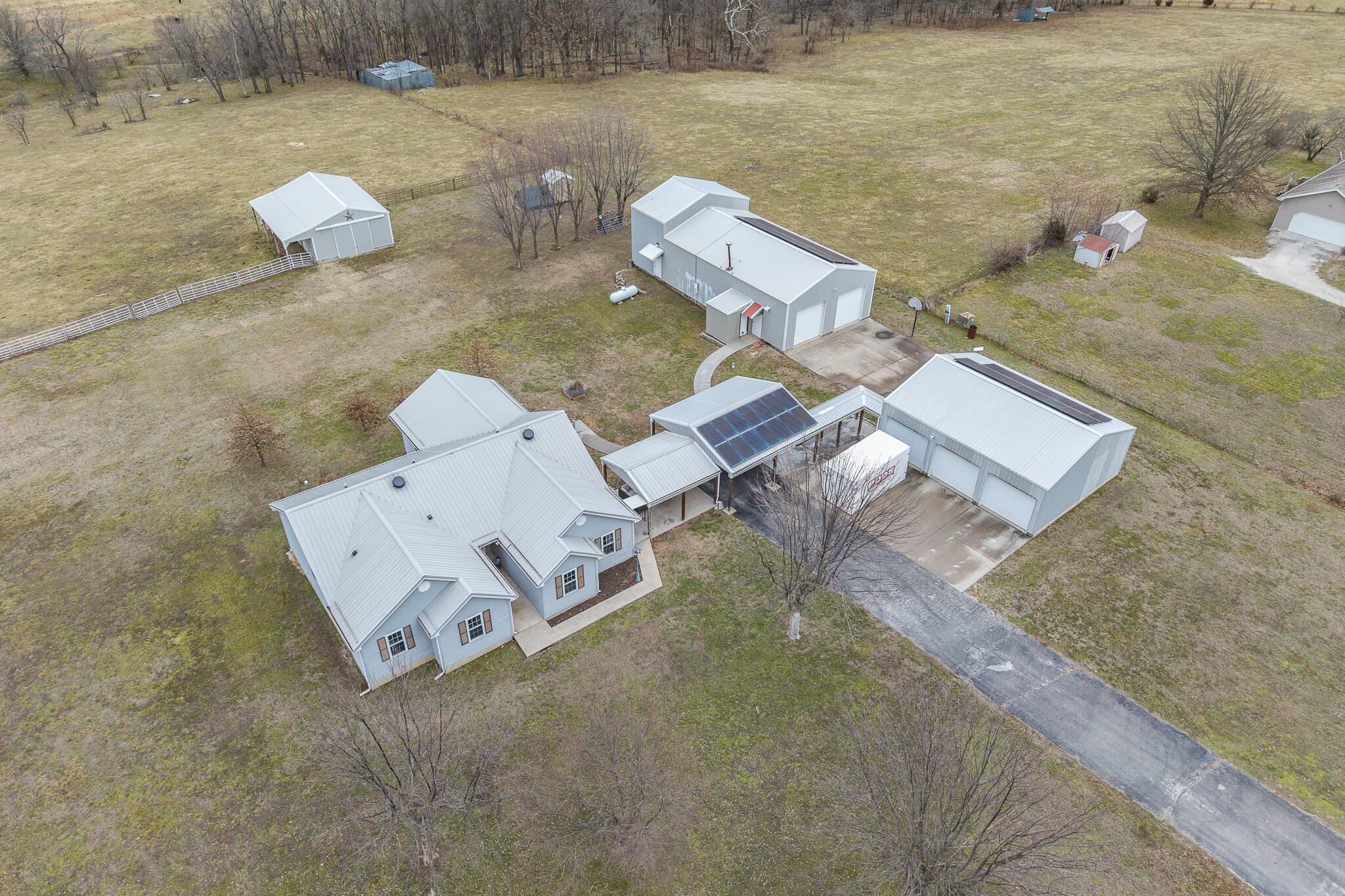 2119 East 495th Road Half Way, MO 65663 - Photo 1 of 1 1