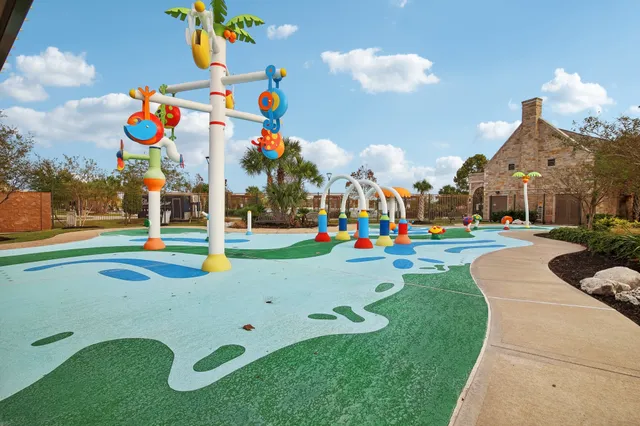 a view of a building with entertaining space