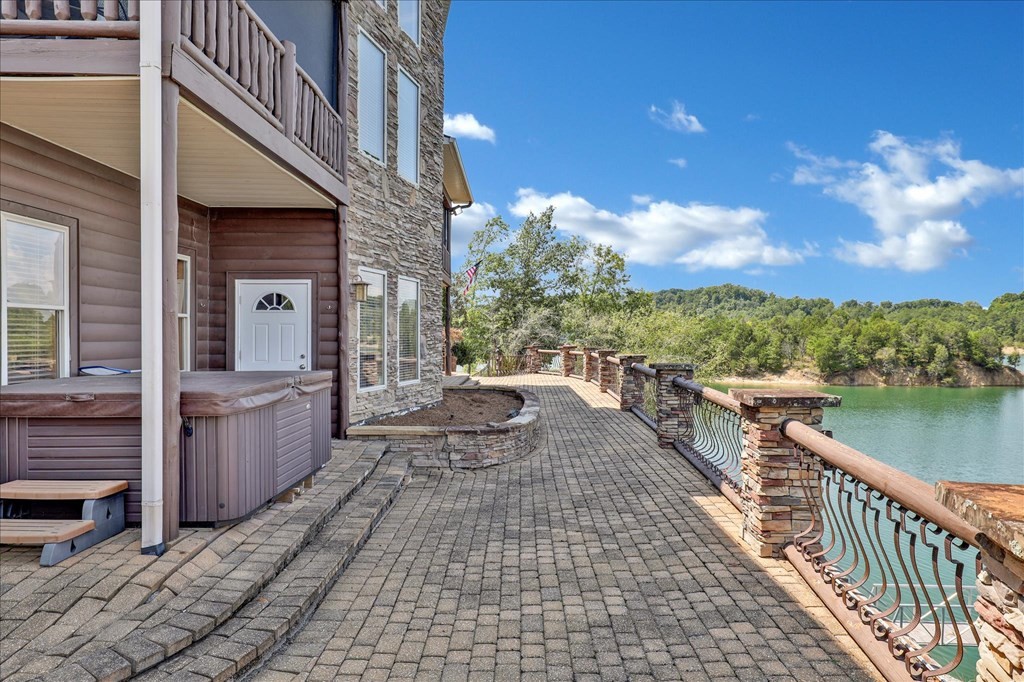 2571 Jim Henry Road Dandridge, TN 37725 - Photo 29 of 35 Gallery Image 29