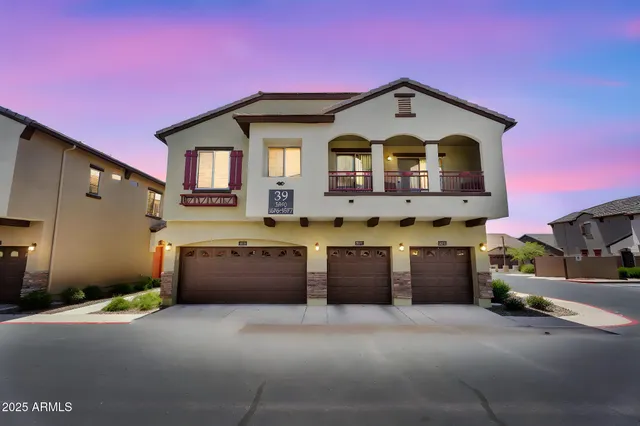 $429,900 | 2725 East Mine Creek Road, Unit 1076, Phoenix, AZ 85024