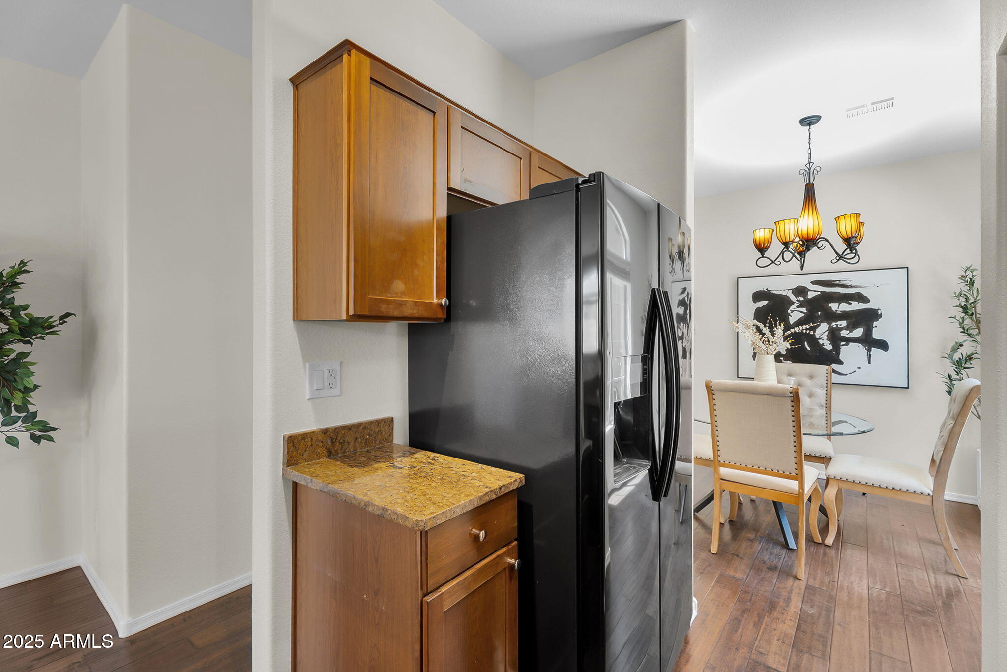 2725 East Mine Creek Road, Unit 1076 Phoenix, AZ 85024 - Photo 11 of 39 18-web-or-mls-Mine Creek-17