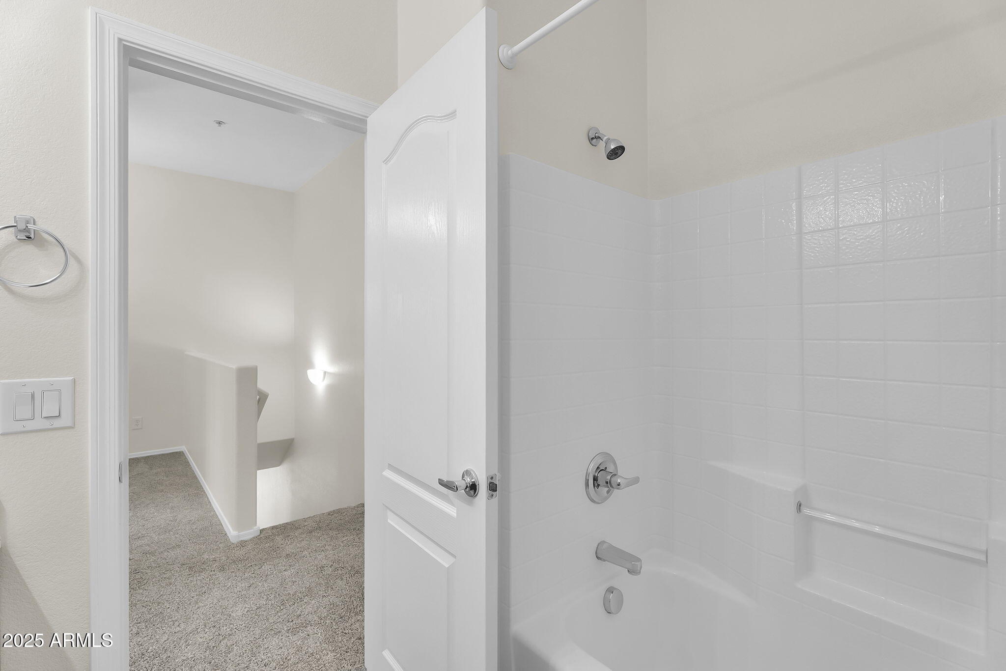 2725 East Mine Creek Road, Unit 1076 Phoenix, AZ 85024 - Photo 23 of 39 32-web-or-mls-Mine Creek-34