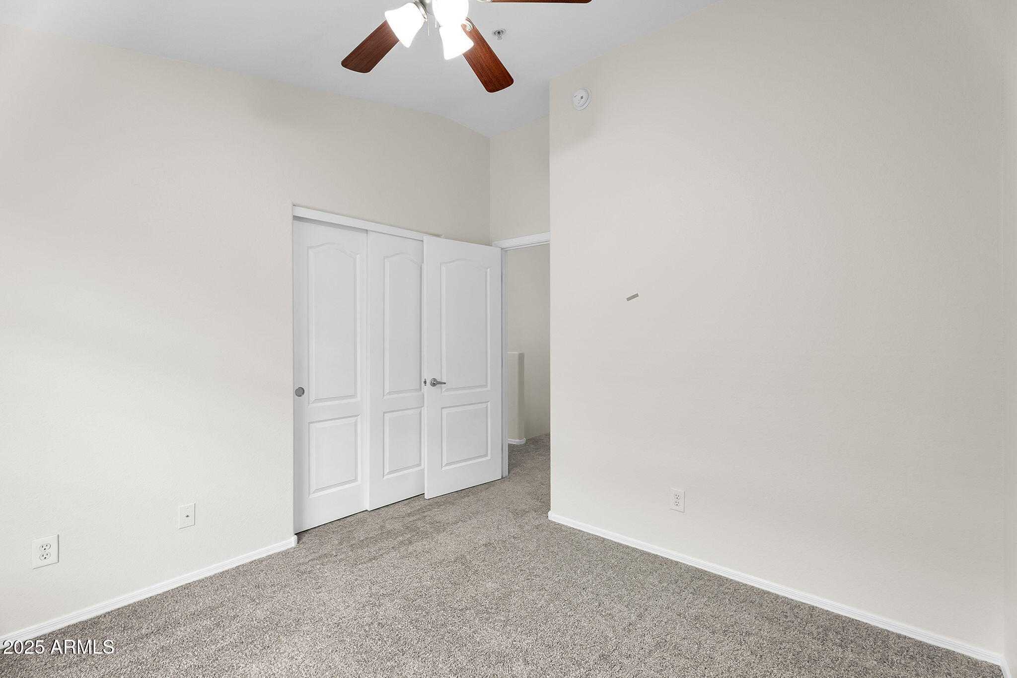 2725 East Mine Creek Road, Unit 1076 Phoenix, AZ 85024 - Photo 24 of 39 34-web-or-mls-Mine Creek-37