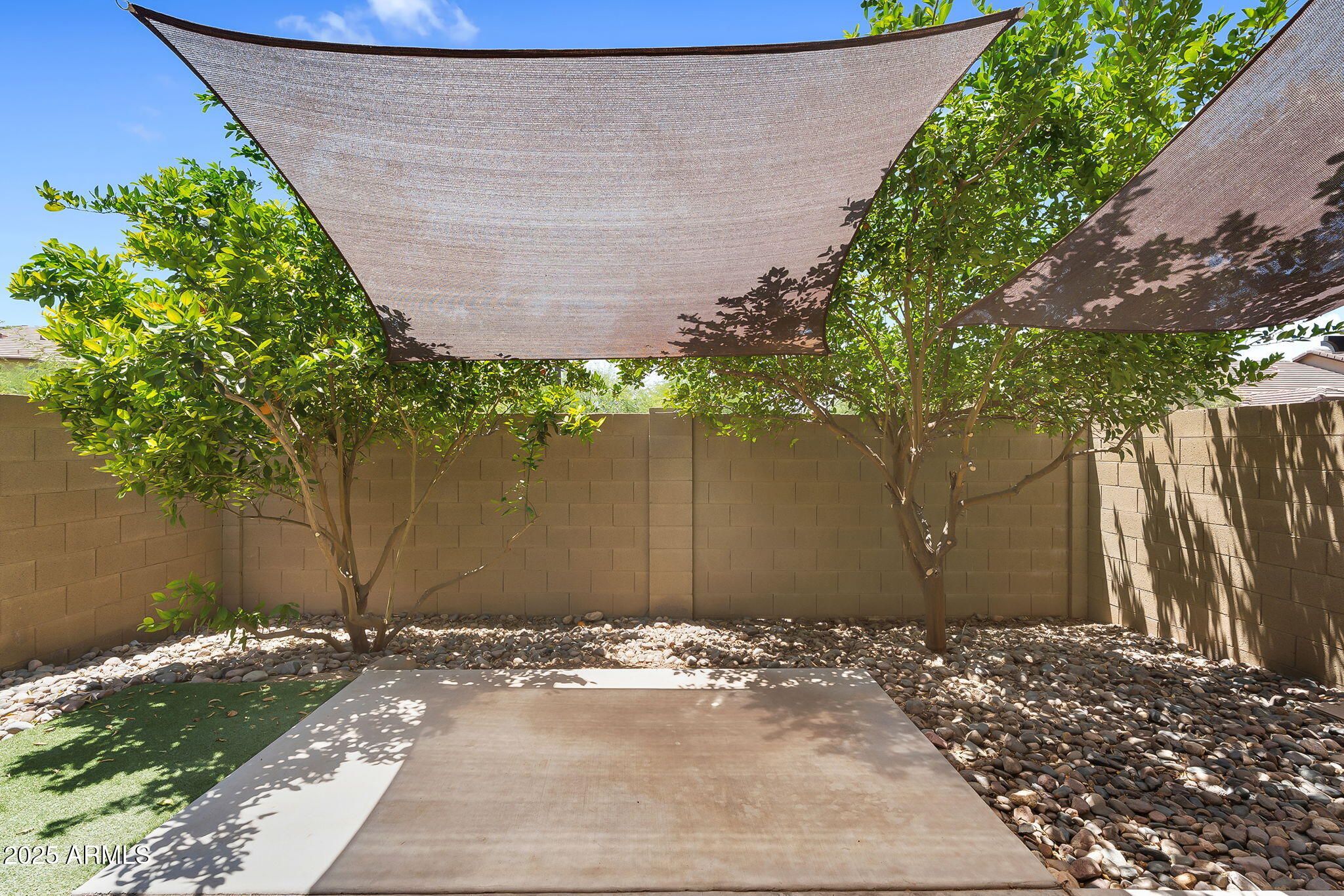 2725 East Mine Creek Road, Unit 1076 Phoenix, AZ 85024 - Photo 36 of 39 48-web-or-mls-Mine Creek-43