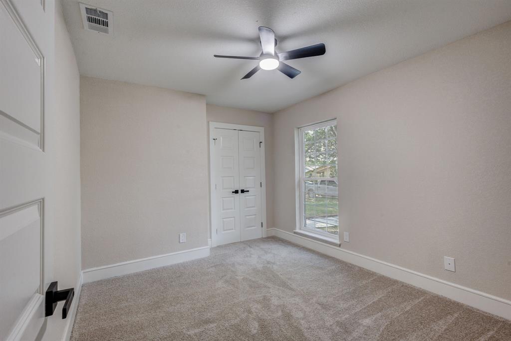1209 Overdowns Drive Plano, TX 75023 - Photo 6 of 22