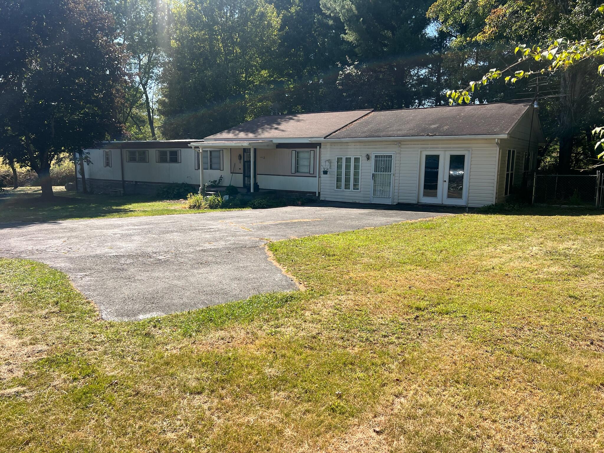 1591 Lawn Road Meadow Bridge, WV 25976 - Photo 22 of 37 Gallery Image 22
