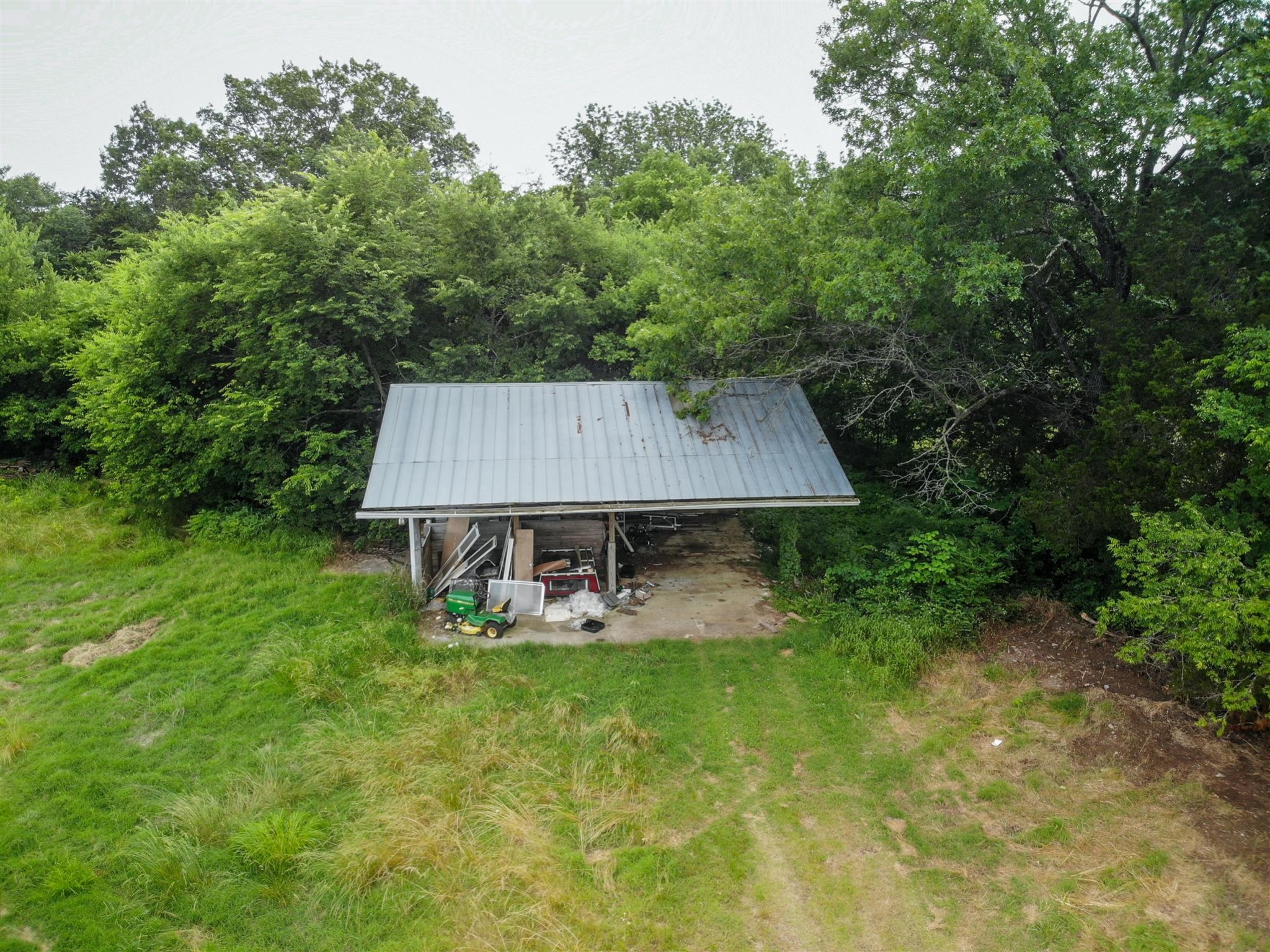 6136 Manus Road Murfreesboro, TN 37127 - Photo 8 of 9 Gallery Image 8