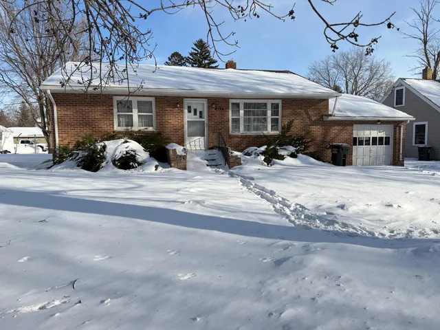 $99,900 | 213 7th Avenue Southeast, Elbow Lake, MN 56531