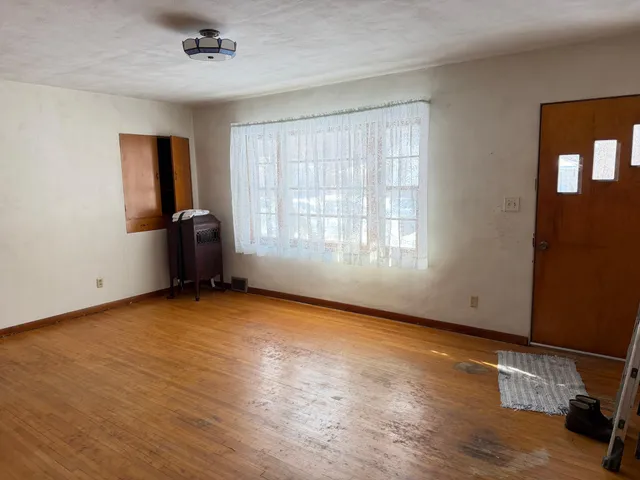 $99,900 | 213 7th Avenue Southeast, Elbow Lake, MN 56531