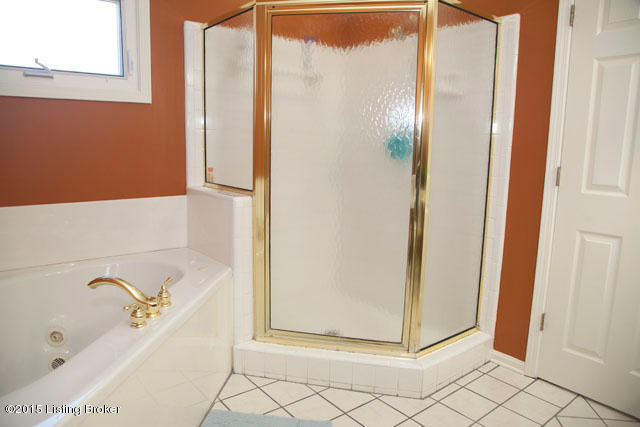 9505 Gutenberg Road Jeffersontown, KY 40299 - Photo 20 of 48 IMG_2828