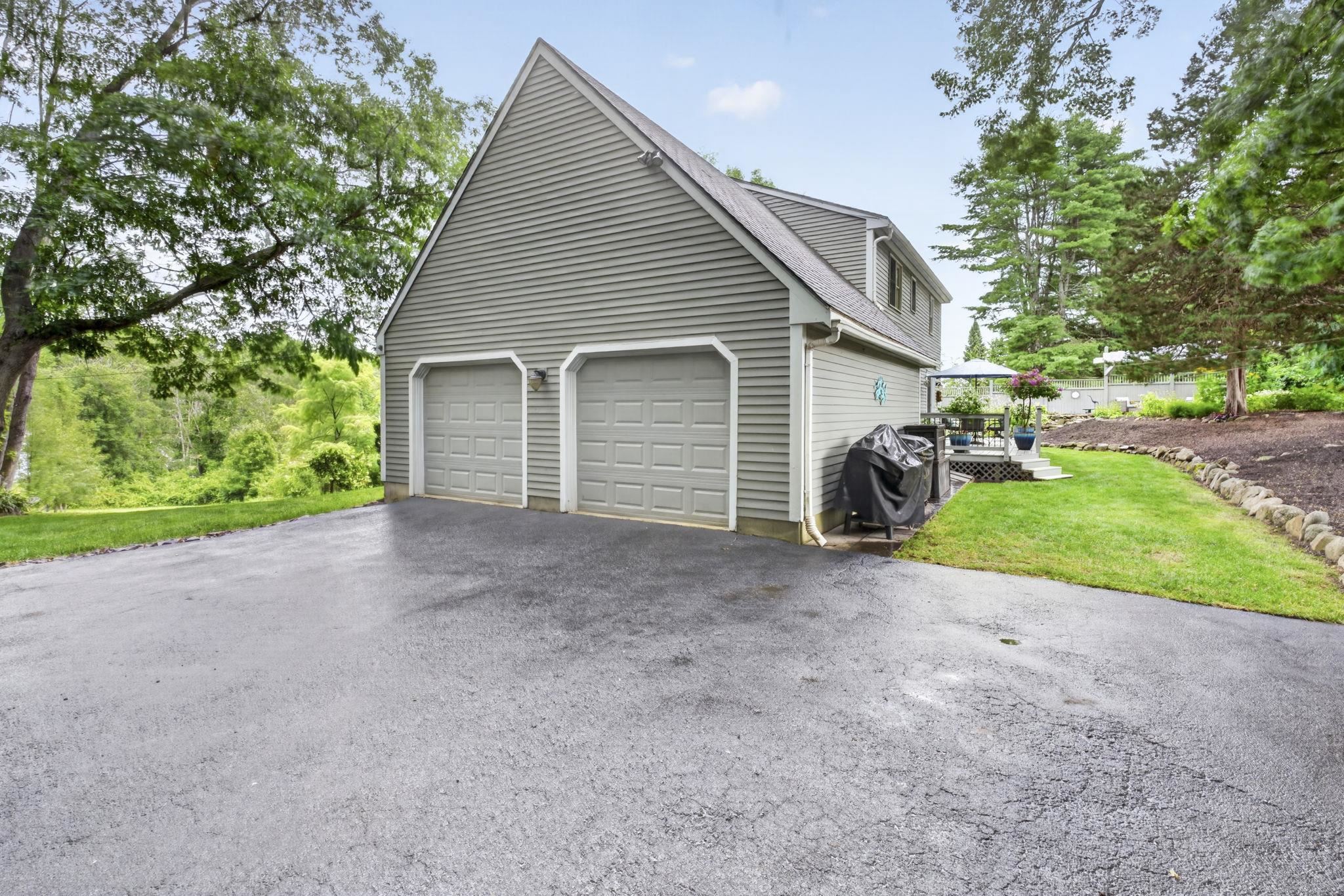 9 Powder Mill Road Exeter, NH 03833 - Photo 3 of 37 Gallery Image 3