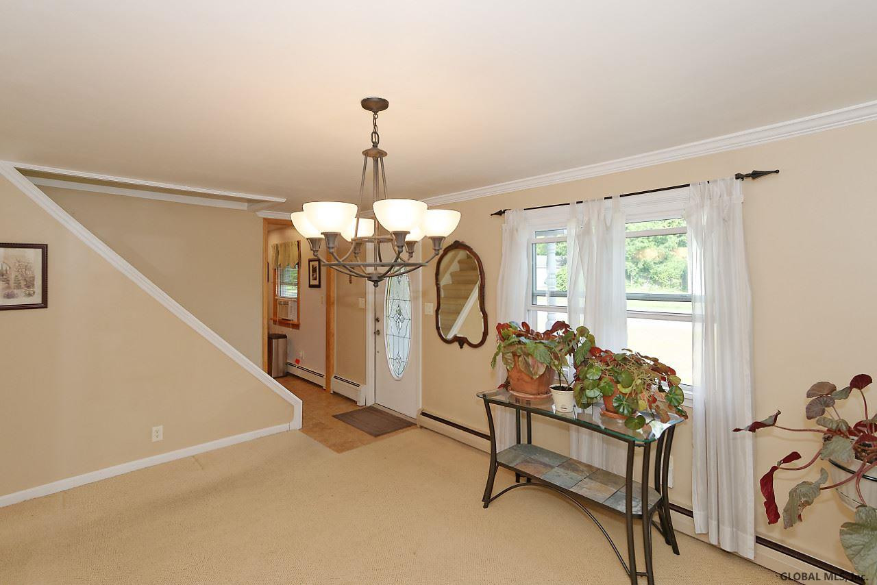 1101 Roberta Road Rotterdam, NY 12303 - Photo 13 of 43 Photo 13