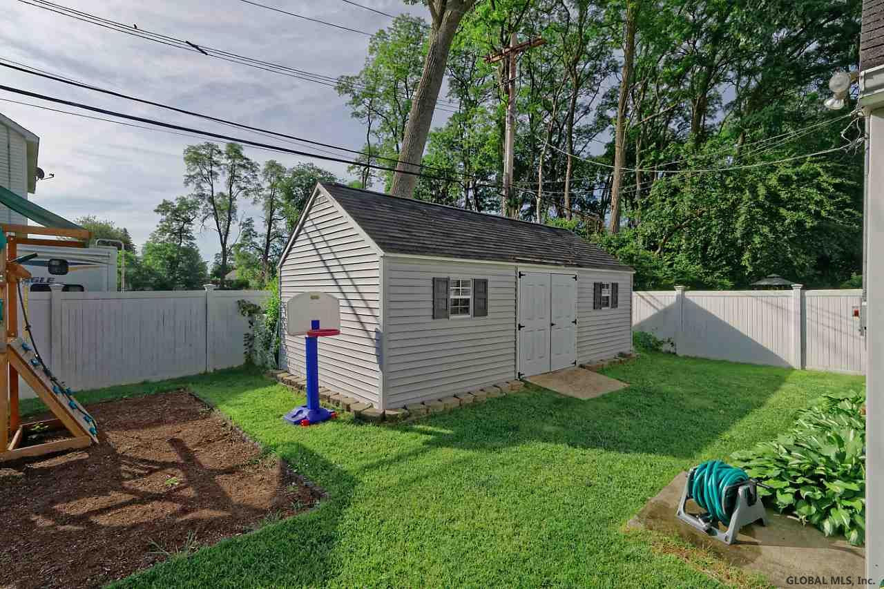 1101 Roberta Road Rotterdam, NY 12303 - Photo 41 of 43 Photo 41