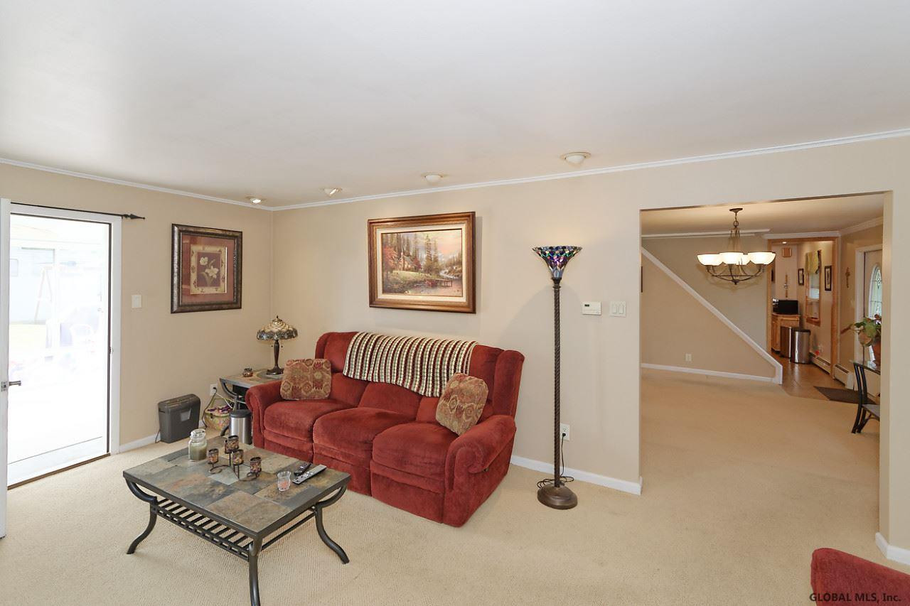 1101 Roberta Road Rotterdam, NY 12303 - Photo 9 of 43 Photo 9