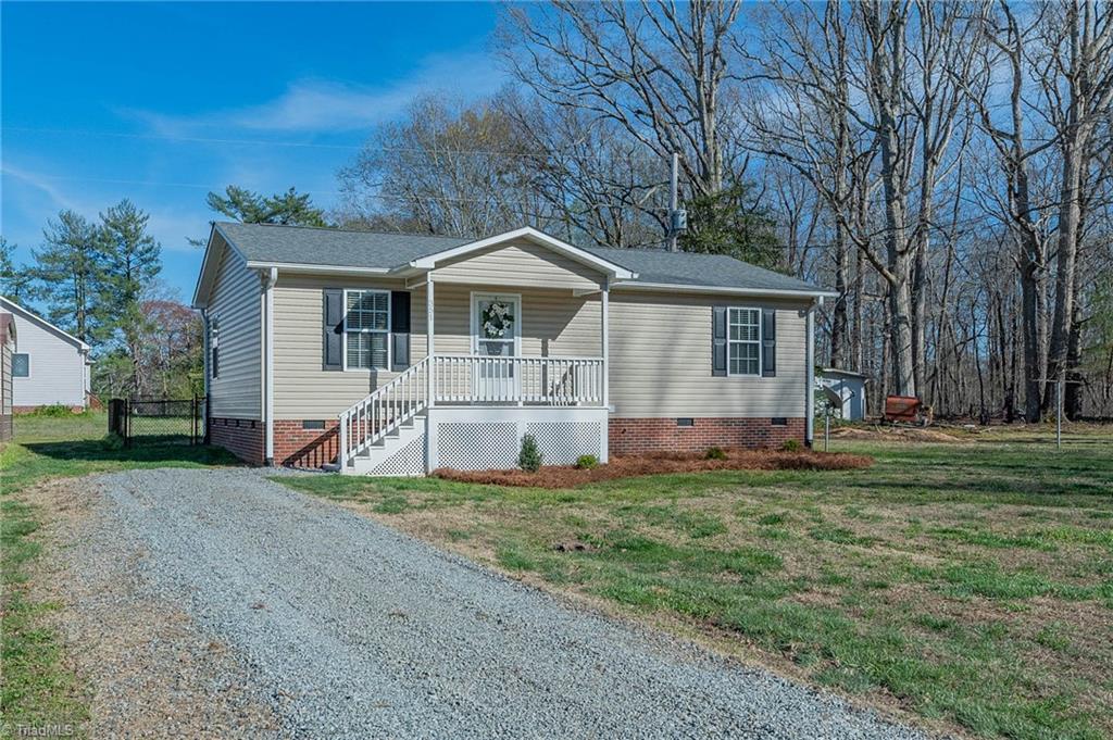 351 North County Home Road Lexington, NC 27292 - Photo 4 of 25