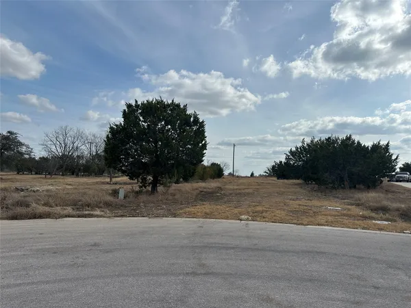 $279,000 | 340 Joya Drive, Liberty Hill, TX 78642