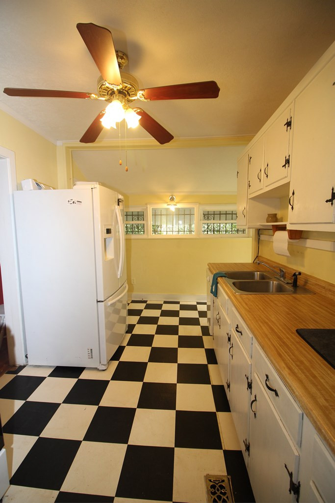1740 Pine Tree Road Augusta, GA 30904 - Photo 9 of 33