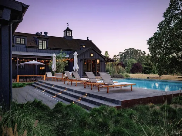 $5,250,000 | 21831 Schellville Road, Sonoma, CA 95476