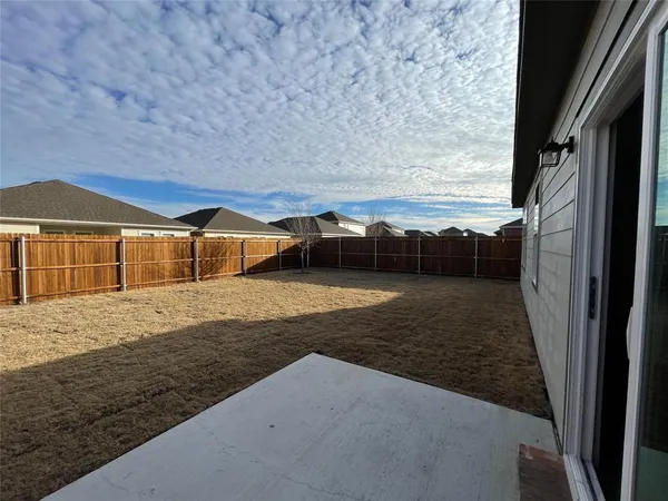 $2,100 | 1340 Fleckman Drive, Fort Worth, TX 76052