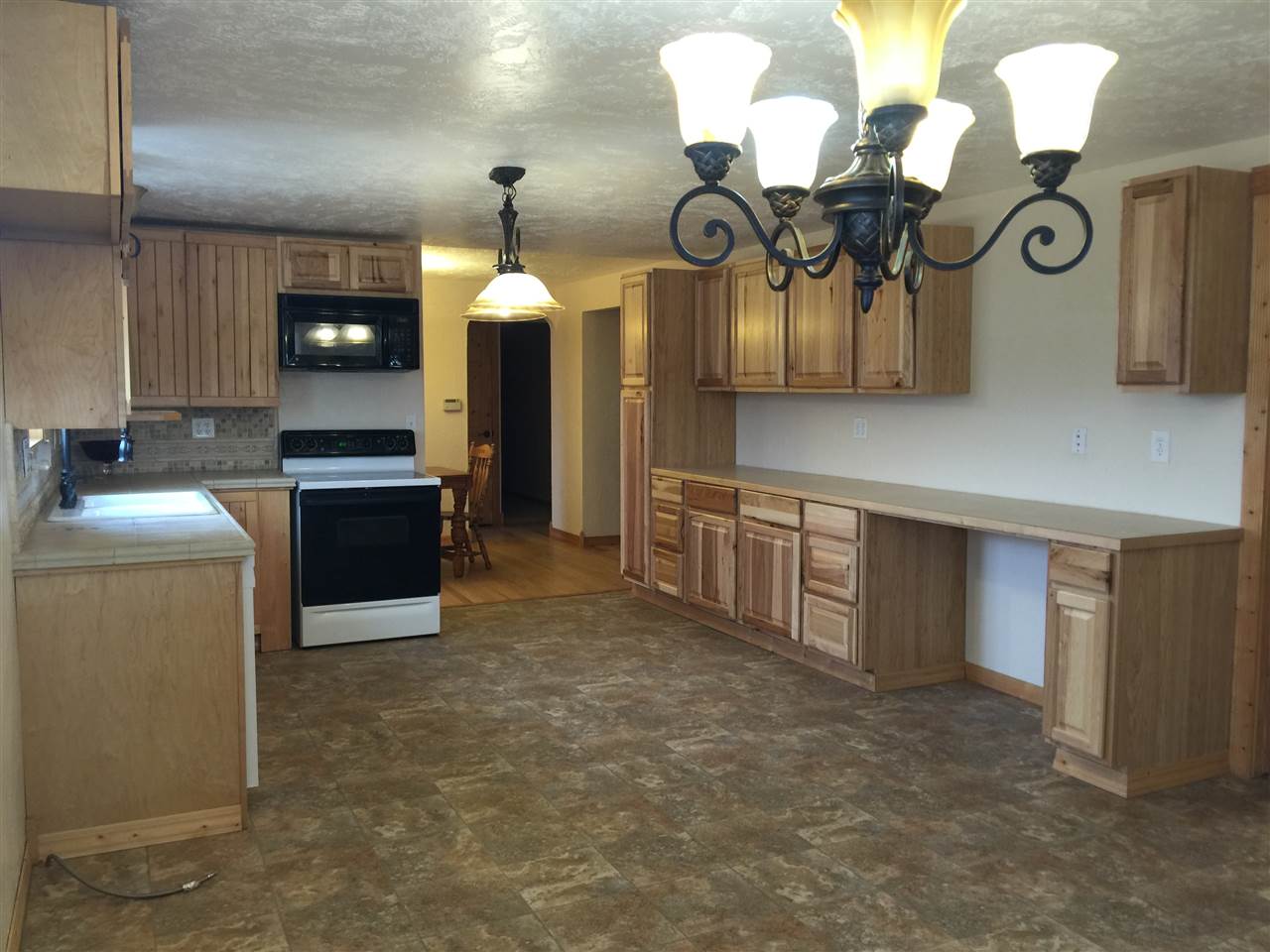 27513 North Spotted Road Deer Park, WA 99006 - Photo 4 of 16 Gallery Image 4