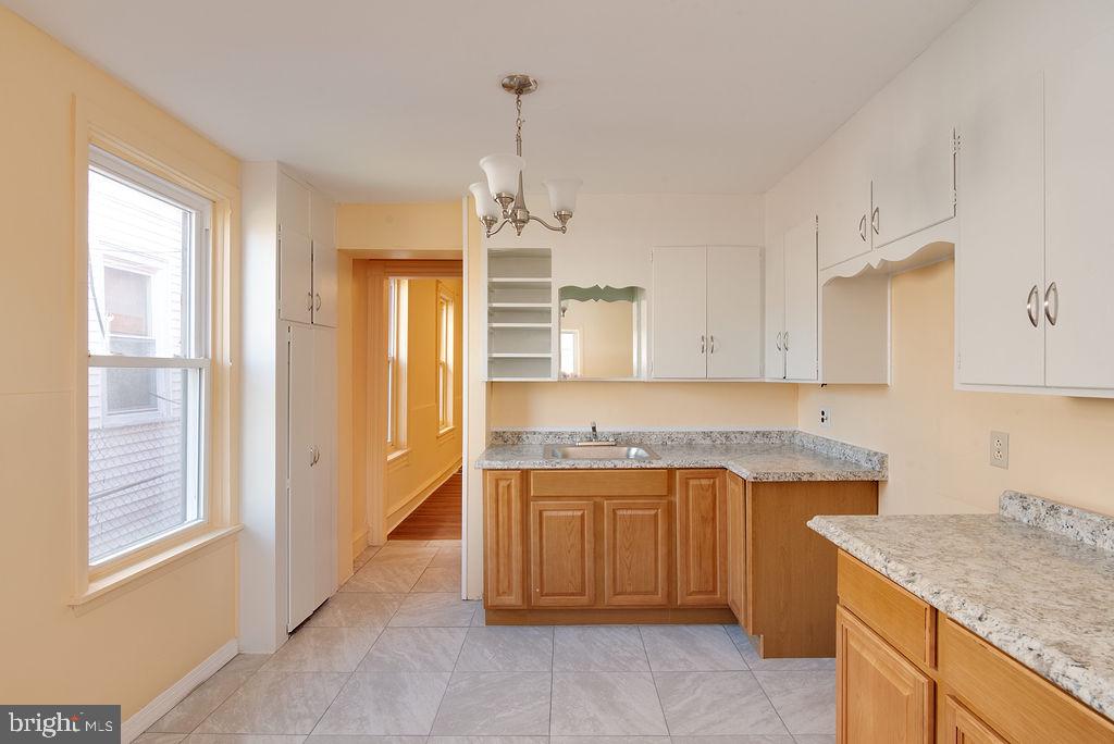 152 Walnut Street Reading, PA 19601 - Photo 10 of 29 Gallery Image 10