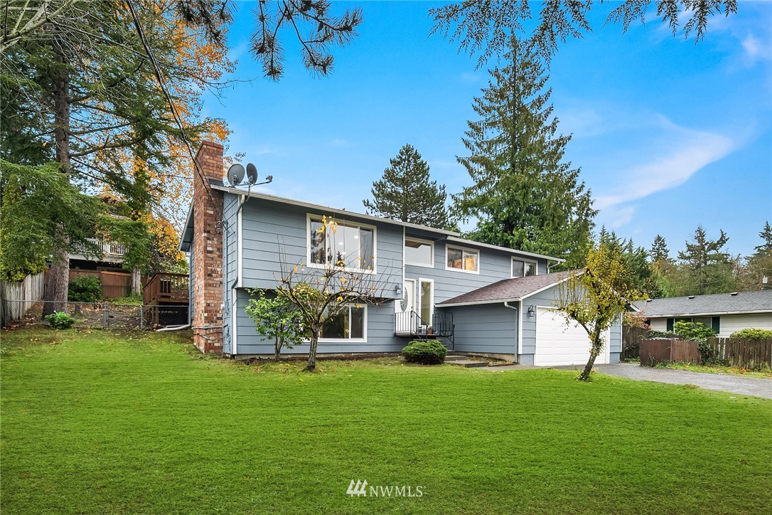 3722 Morris Avenue South Renton, WA 98055 - Photo 3 of 23 Gallery Image 3
