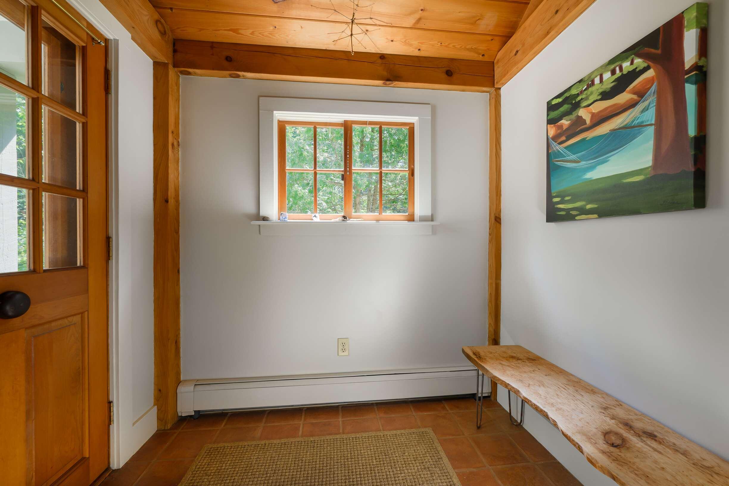 27 Beech Hill Road Exeter, NH 03833 - Photo 3 of 29 Entry Way