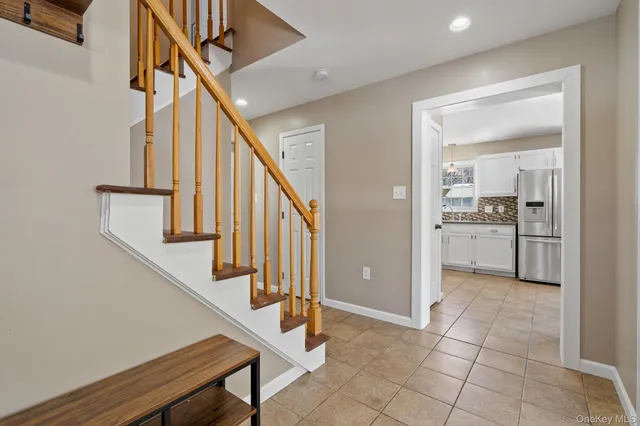 a view of entryway and hall