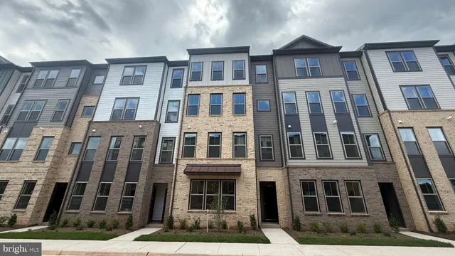 $3,500 | 20977 Bluebird Square, Sterling, VA 20165