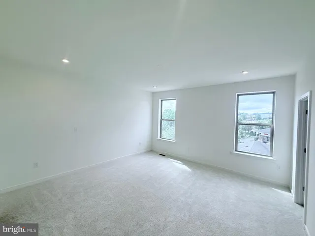 $3,500 | 20977 Bluebird Square, Sterling, VA 20165