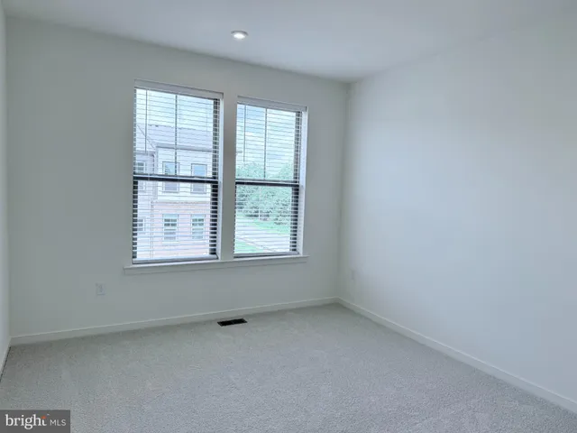 $3,500 | 20977 Bluebird Square, Sterling, VA 20165