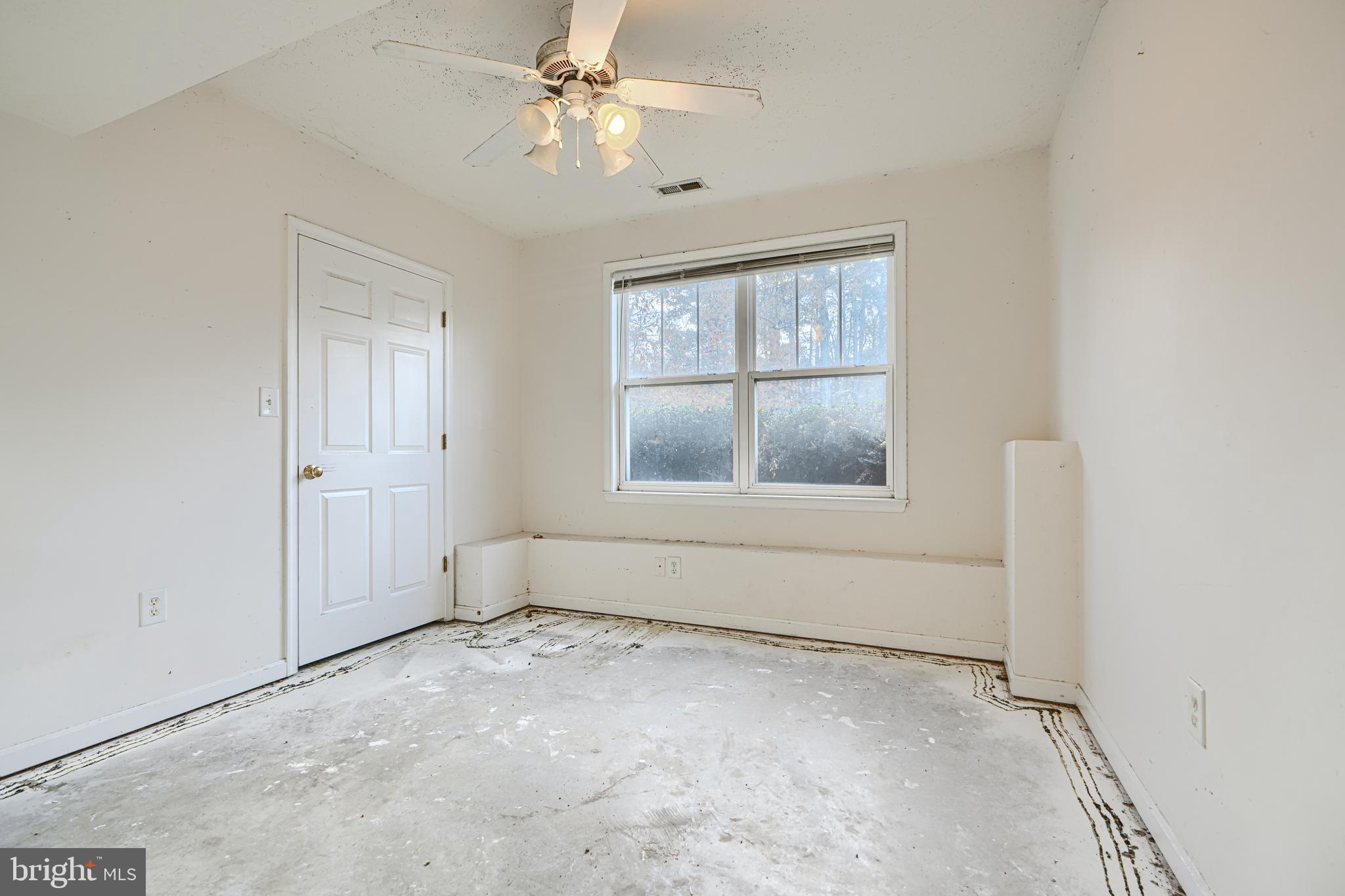 203 Forest Avenue Colonial Beach, VA 22443 - Photo 34 of 41